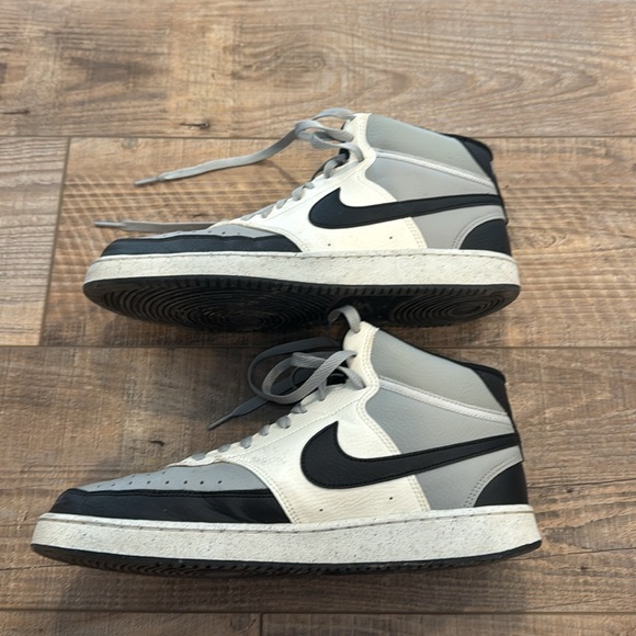 Men’s Nike Court Vision Mid Sneakers Light Smoke Gray/Black Sail Color Size 10 - Picture 3 of 6